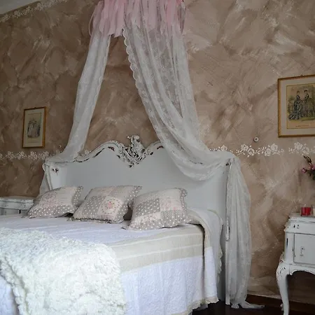 Le Bouganville