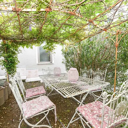 Apartmán Le Bouganville