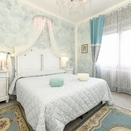 Le Bouganville Apartmán Desenzano del Garda