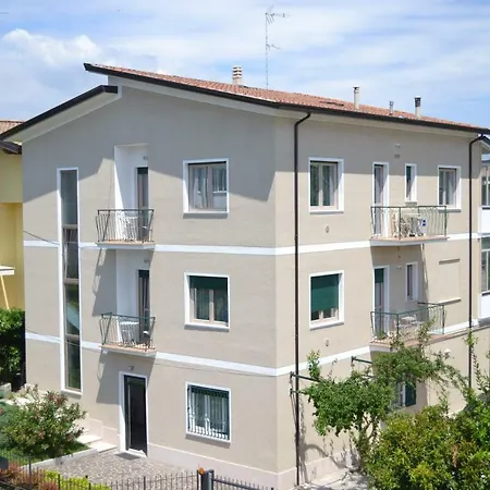 Le Bouganville * Desenzano del Garda